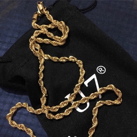 New 18k gold plated necklace - Picture 3 of 3